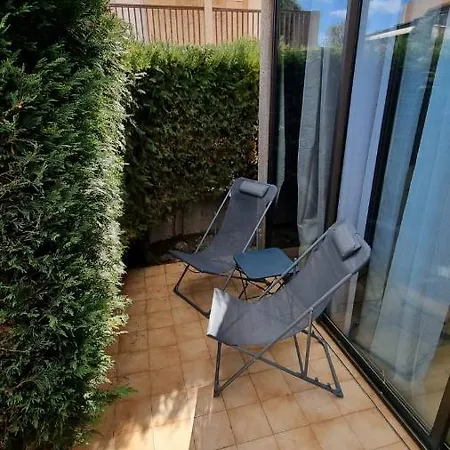 Avec Terrasse A Apartmán